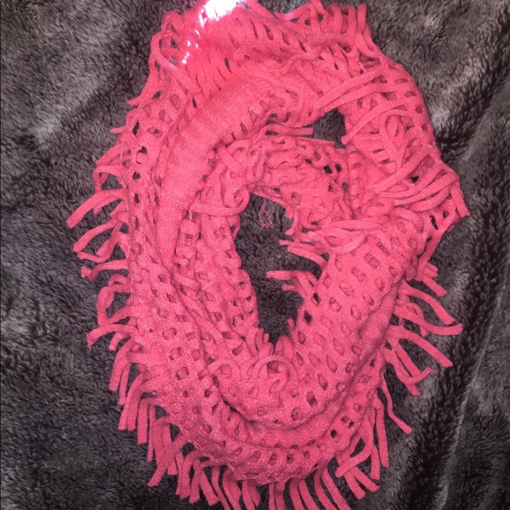 Scarves - Picture 3 of 8